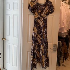 Maxi dress flower design